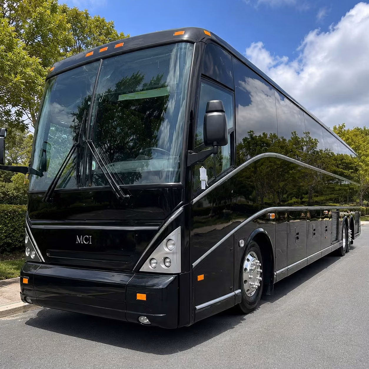 corporate event shuttles for conventions and trade shows at the edinburg conference center