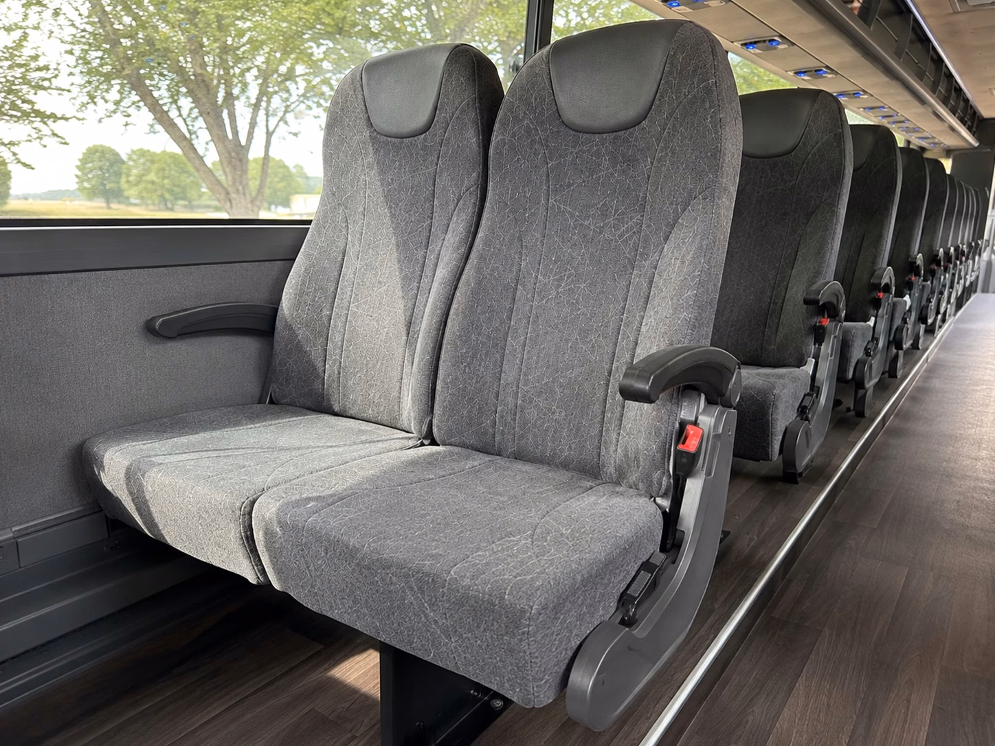 shuttle buses for edinburg wedding guests staying at rio grande valley hotels